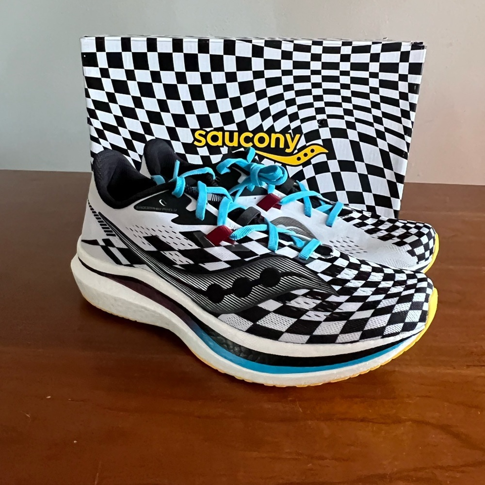 Mens Saucony ENDORPHIN PRO 2 - Running Shoe Retail $200 / S20687-40 - Picture 2 of 7